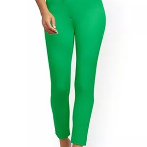 Worthington pull on pants